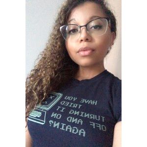 Meet your Posher, Tori